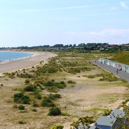 Beautiful 6 Berth Caravan By The Beach In Suffolk Ref 40076Nd Lowestoft Εξωτερικό φωτογραφία