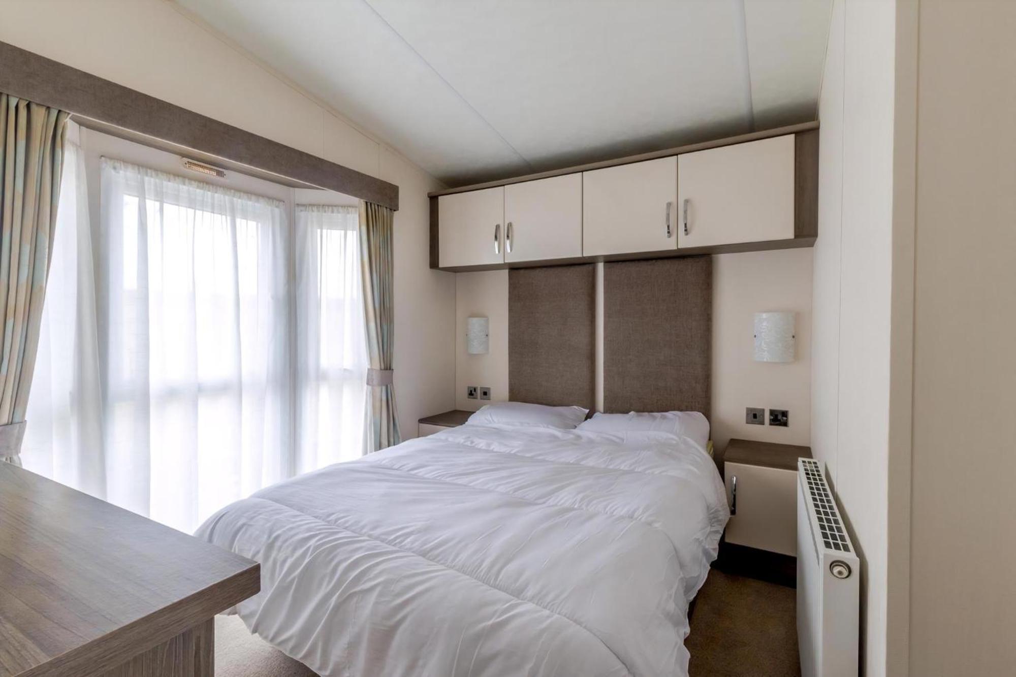 Beautiful 6 Berth Caravan By The Beach In Suffolk Ref 40076Nd Lowestoft Εξωτερικό φωτογραφία
